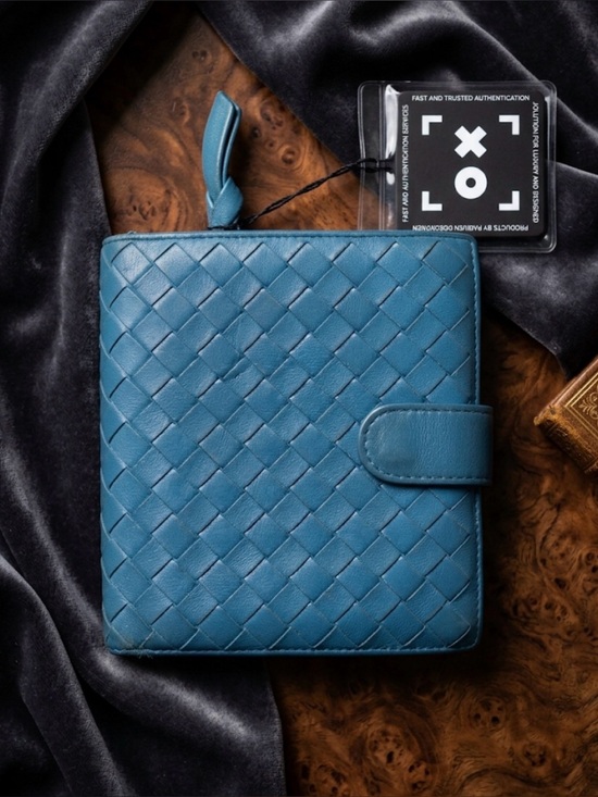 Bottega Veneta Handbags - Bottega Veneta Wallet 💯 authentic